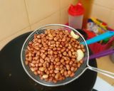 Foto langkah ke 1 dari resep Bumbu Sate Kacang khas Madura.