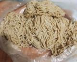 Foto langkah ke 1 dari resep Mie Goreng Spesial.