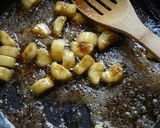 A picture of step 2 of Banana French Toast.