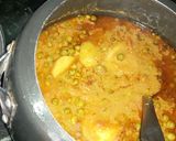 A picture of step 11 of Peas and potato curry.