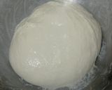 Foto langkah ke 4 dari resep Kunyit Swirl Sourdough Bread.