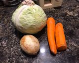 Foto del paso 1 de la receta: Zanahoria, Repollo en un rico pastel al horno