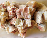 Foto del paso 1 de la receta: Pollo con champiñones al ajillo