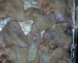 A picture of step 1 of Garlic & Onion Chicken Wings.
