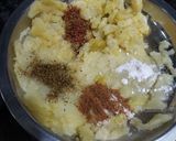 A picture of step 4 of Arrowroot potato bites.