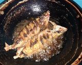 Foto langkah ke 1 dari resep Ikan Bumbu Kuning Santan.