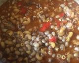 A picture of step 2 of Macaroni & beans porridge🍲.
