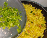 A picture of step 5 of Kanda Poha.