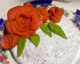A picture of step 9 of Marie biscuit flowers 🌹.