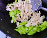 Xo醬西芹炒雞絲的食譜步驟3照片