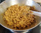 A picture of step 6 of Maggi Sandwich.
