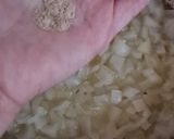 Foto del paso 2 de la receta: Arroz con azafrán y champiñones 🍚🏵️🍄