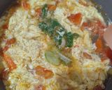 Foto langkah ke 5 dari resep Tang hua tang - sup tomat telur.