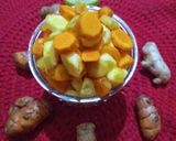 A picture of step 3 of Galangal pickle.