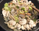Foto del paso 3 de la receta: Risotto de setas con rulo de cabra