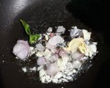 Foto langkah ke 4 dari resep Sop ayam kuah asam.