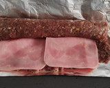 Foto del paso 5 de la receta: Rollo de carne picada relleno