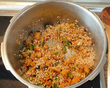 Foto del paso 5 de la receta: Arroz con pimientos y soja texturizada en olla rápida