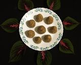 A picture of step 3 of Jaggery Sesame Modak.