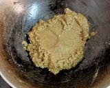 A picture of step 3 of Bajra flour Sukhdi.