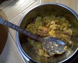 A picture of step 2 of Indian Aloo paratha.