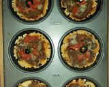 A picture of step 7 of Mince Pizza Cups.