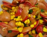 Foto langkah ke 2 dari resep Tumis Sosis & Jagung Manis.