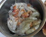 Foto langkah ke 1 dari resep Udang asam manis.