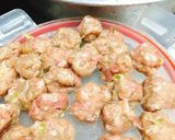 รูปขั้นตอนการทำที่ 2 ของ แกงจืดตำลึงหมูสับ