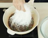 Foto langkah ke 6 dari resep Sohun Goreng Cabe Ijo Devina Hermawan.