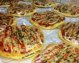 Foto langkah ke 7 dari resep Mini pizza.