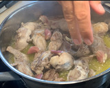 Foto del paso 2 de la receta: Conejo con aceitunas
