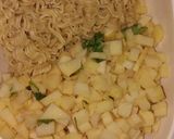 Foto langkah ke 3 dari resep Samosa isi kentang mie.