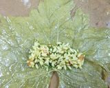 صورة لخطوة 3 من وصفة محشي ورق العنب 😋