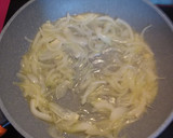 Foto del paso 3 de la receta: Canapés de hojaldre y Portobello
