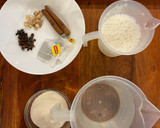 Foto langkah ke 1 dari resep Teh susu rempah.