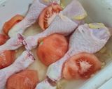 Foto del paso 4 de la receta Muslos al horno con tomate y arroz 🍚