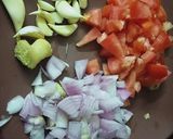 A picture of step 2 of Amritsari chicken masala.