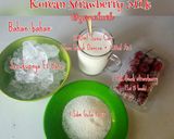 Foto langkah ke 1 dari resep Korean Strawberry Milk.