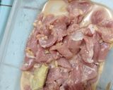 Foto langkah ke 1 dari resep Brokoli Sapi Lada Hitam.
