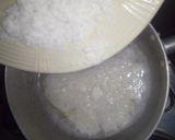 A picture of step 3 of Tear drop milk candy.