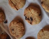 Foto del paso 3 de la receta: Cookies de maní y chips de chocolate