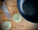Foto del paso 2 de la receta: Pularda en salsa de setas y sabor Cookpad con patatas baby