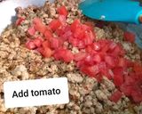A picture of step 5 of Chicken mince kachori.