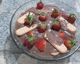 Foto del paso 3 de la receta: Crema de Chocolate con galetitas y FRUTILLAS🍓🍓
