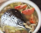 Foto langkah ke 4 dari resep Sup Asam Pedas Kepala Salmon.