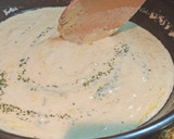 Foto del paso 2 de la receta: Patatas microondas con salsa de queso