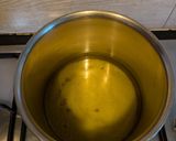 A picture of step 6 of Apple Jalebi.
