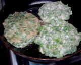 Foto del paso 4 de la receta: Tortitas de berro