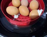 Foto langkah ke 3 dari resep Telur Asin Ayam.